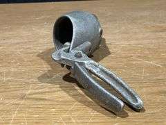 Mobil Upperlube Funnel