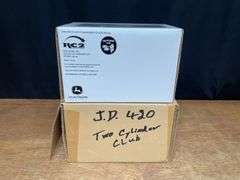 1/16 John Deere 420 V 2003 2 Cylinder NIB Ertl