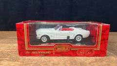 (2) 1/18 Corvette + Mustang NIB