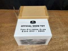 1/16 John Deere 420 V 2003 2 Cylinder NIB Ertl