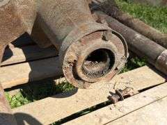 Model G Pedestals and Axle Shafts