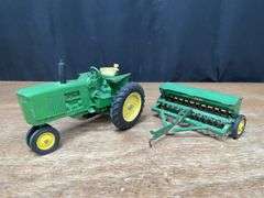 (2) 1/16 John Deere 3020 + Grain Drill