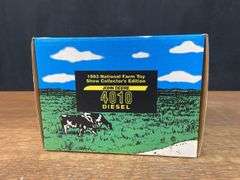 (2) 1/16 John Deere 4450 + 4010 Ertl