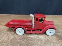IH Red Baby Dump Truck Arcade