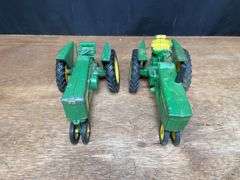 (2) 1/16 John Deere 630 + 3020 Ertl