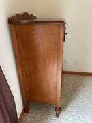 Vintage Chest of Drawers