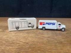 (4) 1/64 Beverage Trucks NIB Ertl