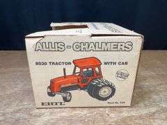 1/16 AC 8030 Reno Collector NIB Ertl