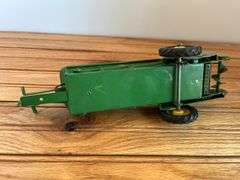 1/16 John Deere Spreader Eska