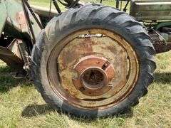 1945 John Deere B with 101 Picker