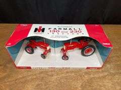 1/16 Farmall 130 +230 50th Anniversary Set NIB Ertl