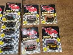 (14) NASCAR NIB