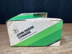 1/24 John Deere Titan II Combine NIB Ertl