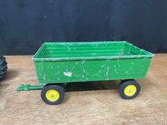 (3) 1/16 John Deere 2030, 2040, Wagon Ertl