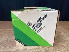 1/16 John Deere 4850 NIB Ertl