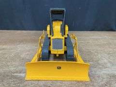 1/16 John Deere 450 Crawler Ertl