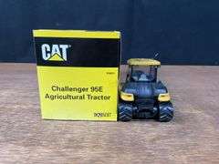 1/32 Caterpillar 95E Challenger NIB Norscot