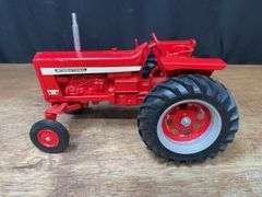 1/16 Farmall 756 1994 Ontario NIB SM