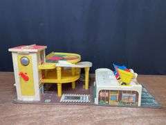 (3) Fisher-Price Toys