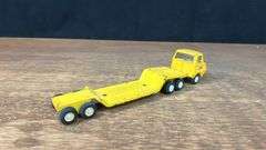 (5) Trucks + Tractor Tonka