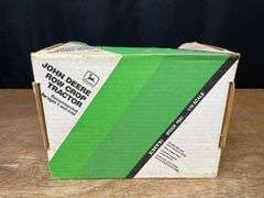 1/16 John Deere 4450 NIB Ertl