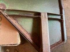 John Deere Unstyled Fenders