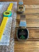 (5) John Deere Watches