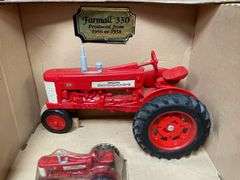 (2) 1/16 Farmall 350 Set NIB Ertl