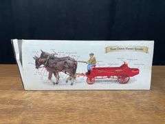 1/16 McCormick-Deering 200-H Spreader w/Team Ertl