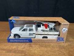 Ram 3500 Service Truck Big Farm NIB Ertl