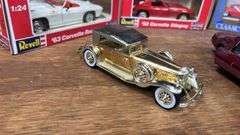 (6) Cars