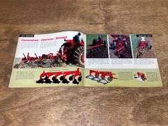 (2) 1970 + 1971 IH Buyers Guides