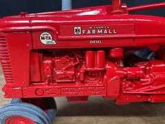 1/16 Farmall Super M-TA 1991 NFTS NIB Ertl