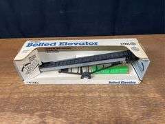 (2) 1/16 Bale Elevators NIB Ertl