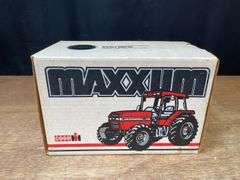 1/16 Case-IH Maxxum 5130 1989 Kansas City NIB Ertl