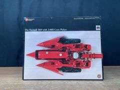 1/16 Farmall 560 w/Picker Precision Ertl