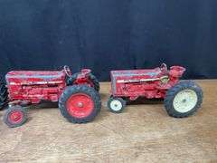 (4) 1/16 IH Tractors Ertl