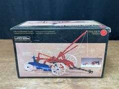 1/16 McCormick-Deering Little Genius Plow Precision NIB Ertl