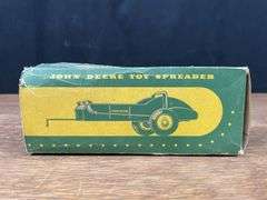 1/16 John Deere Spreader NIB Eska