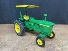 1/16 John Deere 4010 1993 NFTS NIB Ertl