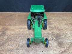 1/16 John Deere 4450 1987 Syracuse Ertl