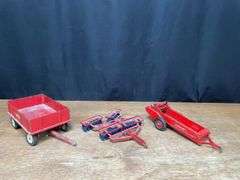 (3) 1/16 IH Wagon, Spreader, Disk