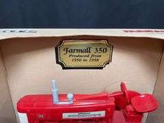 1/16 Farmall 350 Set NIB Ertl