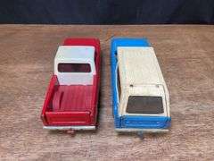 (2) 1/16 IH Scout Trucks Ertl