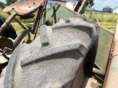 1945 John Deere B with 101 Picker