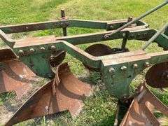 John Deere 810 Plow