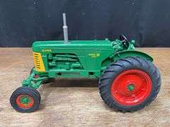 1/16 Oliver Super 88 NIB C&M