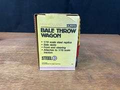(2) 1/16 New Holland Baler + Bale Throw Wagon NIB Ertl