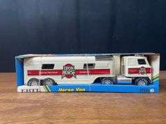 Iron Horse Van Semi NIB Ertl