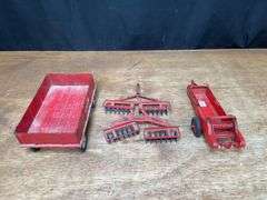 (3) 1/16 IH Wagon, Spreader, Disk